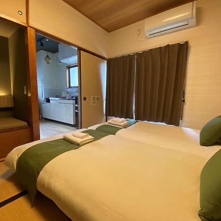 Kagurazaka Retro Bar & Hotel Токио Екстериор снимка