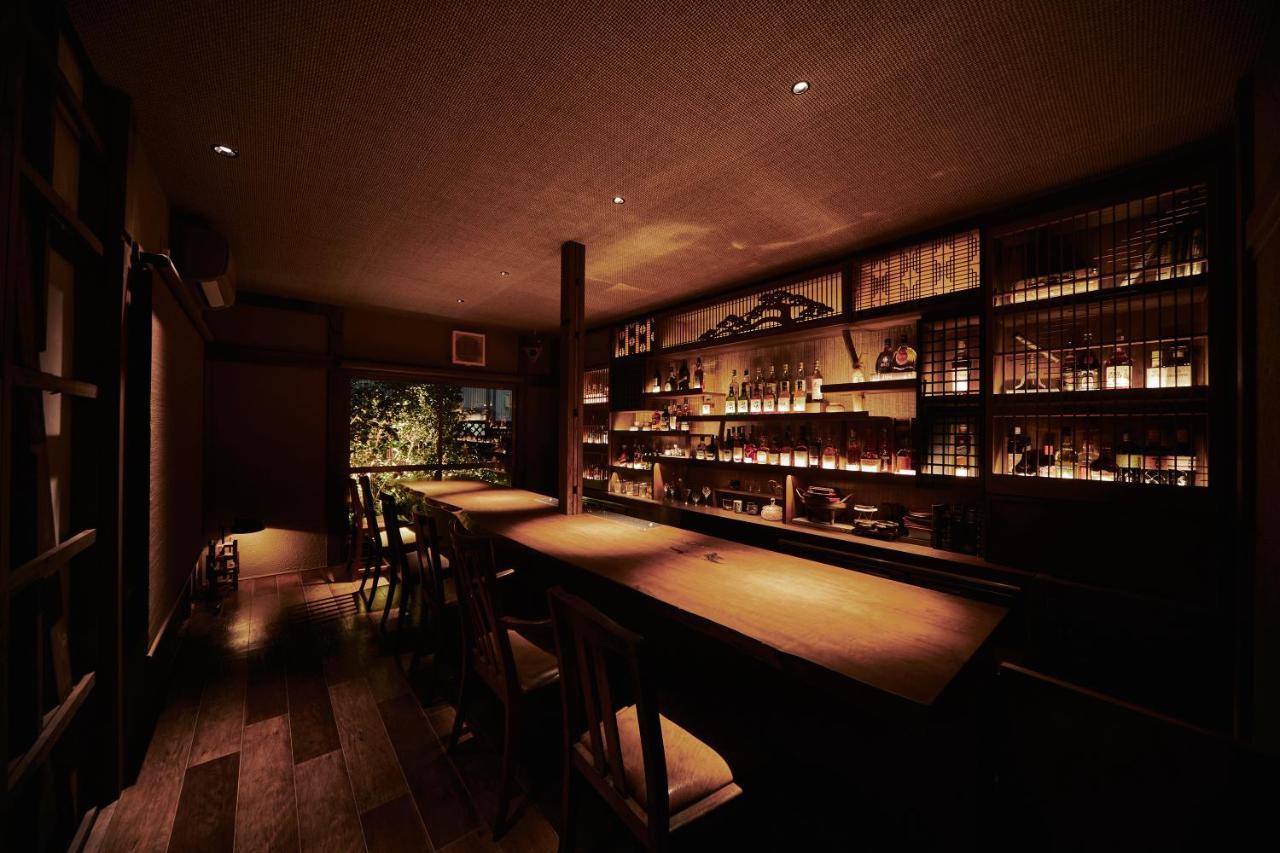 Kagurazaka Retro Bar & Hotel Токио Екстериор снимка