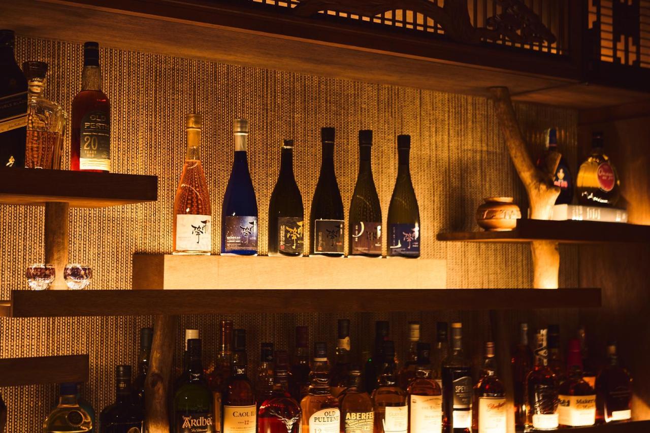 Kagurazaka Retro Bar & Hotel Токио Екстериор снимка