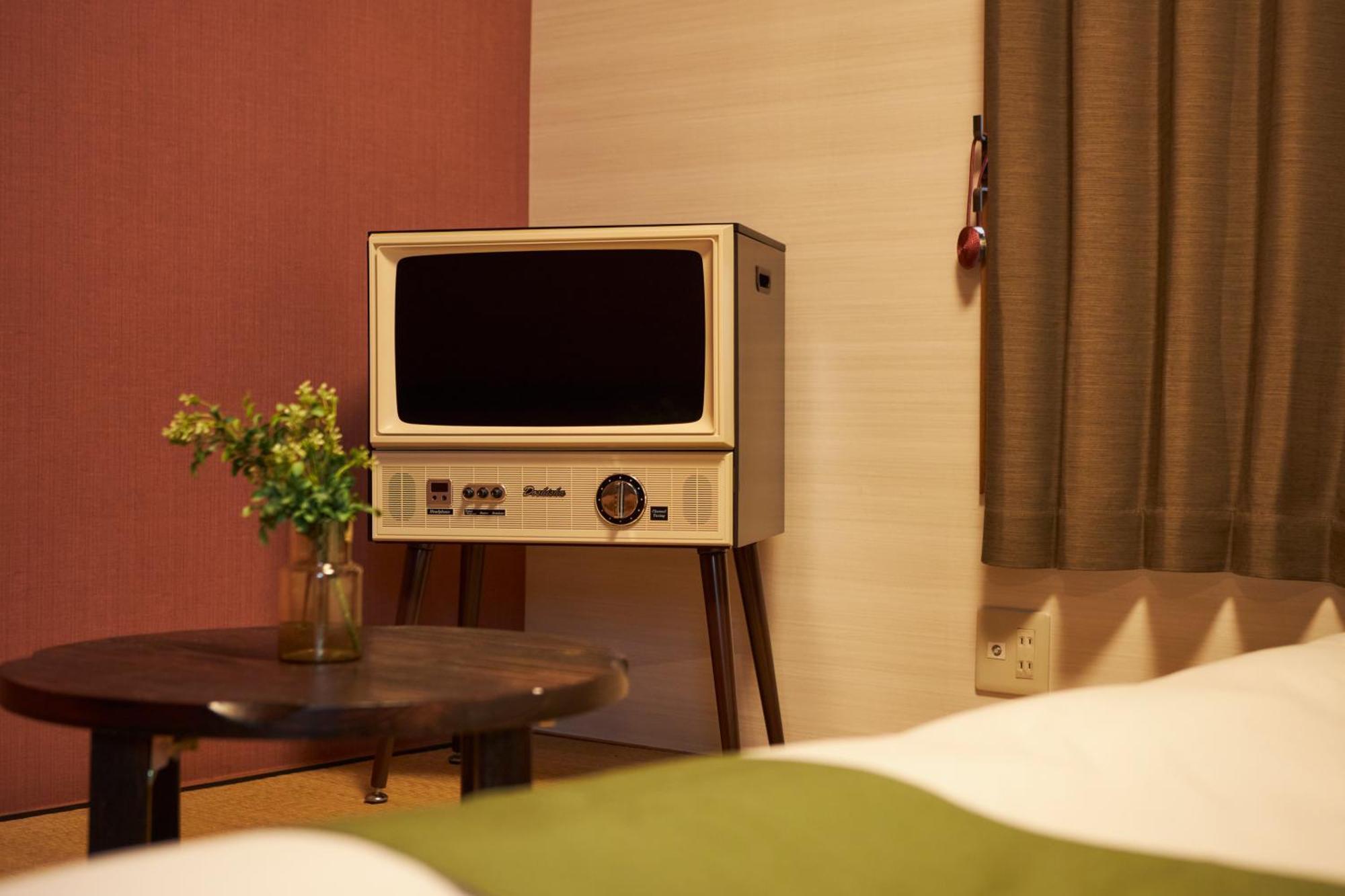 Kagurazaka Retro Bar & Hotel Токио Екстериор снимка